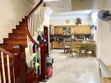 Bán nhà 62m2 phố Âu Cơ, Tây Hồ Thang máy XỊN Dòng tiền 800 triệu/năm Giá 8.3 Tỷ