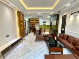 Bán nhà ngõ 139 Nguyễn Văn Cừ, 40m, mt 4m, 5 tầng dân xây, ô tô gần, trung tâm Long Biên, nhỉnh 3
