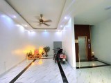 Bán nhà 83m2 phố Nguyễn Văn Cừ Gara Ô tô tránh Thang máy Nhập Nội thất Cao cấp Giá 12.1 Tỷ