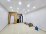 Bán nhà 82m2 phố Sài Đồng, Long Biên Gara Ô tô 7 chỗ Thang máy Nhập Nội thất Đẳng cấp Giá 12.1 Tỷ