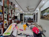 Bán nhà 82m2 phố Nguyễn Văn Cừ Gara 2 Ô tô tránh Thang máy Nhập Nội thất Nhập Giá 12.2 Tỷ
