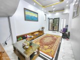 Bán nhà Tam Trinh 50 m2, 4 tỷ 600, nhà mới kính coong về ở luôn. LH: 0947865456