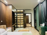 Bán nhà ngõ 234 đường Hoàng Quốc Việt, DT 97m2 x 5 tầng, MT 5.5m, phân lô, ô tô tránh, Giá 22 tỷ.