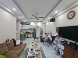 Cực hiếm, hơn 2 tỷ: Căn hộ 89m2, Phố Lạc Trung, lô góc, ở luôn