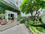 BÁN BIỆT THỰ SIÊU VIP MỚI 100%, 4PN, KIẾN TRÚC HIỆN ĐẠI, CÓ SÂN THƯỢNG - XE HƠI NGỦ TRONG NHÀ -