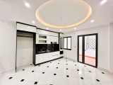 Hiếm: Đống Đa, 5 tỷ, 5 tầng, thang máy, nhà mới ở luôn