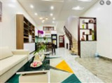 Mặt phố Ấu Triệu giá 21 tỷ, 48mx7T, thang máy.
