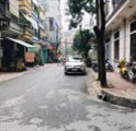 bán gấp căn nhà mặt ngõ   Huỳnh Thúc Kháng. Nguyên Hồng. Đống Đa dt 140 m2 giá 38,5 tỷ