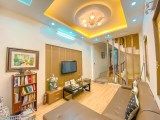 Bán nhà Phân Lô Chùa Bộc, 45m2, 5 tầng, view sân tennis, ô tô giá 7,x tỷ