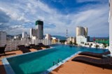 Bán gấp SALE OFF lớn khách sạn 3* 14 tầng 48 phòng view biển Trung Tâm TP. Nha Trang.