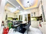 Tôi cần bán nhà tại Nguyễn Ngọc Vũ Cầu Giấy, căn góc 60,3m, giá muốn bán 11,2 tỷ