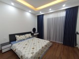 Nhà gần phố Nguyễn Văn Cừ, ô tô vào cổng, Dt 32m, 5 tầng, full nội thất, giá nhỉnh 5 tỷ.