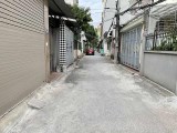 Bán Nhà Giang Biên Ô tô vào nhà hơn 3 tỷ 30m2, mặt tiền 5m, pháp lý đầy đủ.