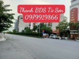 TẾT NHẤT ĐẾN NƠI RỒI BÀ CON Ạ 
BÁN ĐẤT TẶNG GIỎ QUÀ 
Diện tích 100 m mặt tiền 5 m 
Giá chỉ 2 tỷ