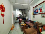 GẤP! GẤP! Bán NHANH 1 tháng Nhà đẹp Dân xây Giang Biên, DT 36m2 4 T, MT 4m, giá 3.1 tỷ