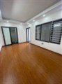 Việt Hưng - Long Biên - Chủ Cần Bán Gấp Trong Tháng 12 - DT 42M - 5 Tầng - Nội Thất Cơ bản - Gần