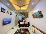 Bán Nhà Phân Lô Phố Trần Quốc Hoàn Quận Cầu Giấy. 40m Xây 5 Tầng Giá 10 Tỷ. Cam Kết Ảnh Thật Mô Tả