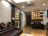 Bán chung cư Dịch Vọng, công viên Cầu Giấy 90m2, 2pn, 5,6 tỷ. 0975118822.