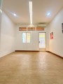 Bán nhà Lãnh Bình Thăng, Phường 8, Quận 11, xe hơi, 2 tầng, 32m, lô góc 2 mặt tiền, chỉ 5,1 tỷ.