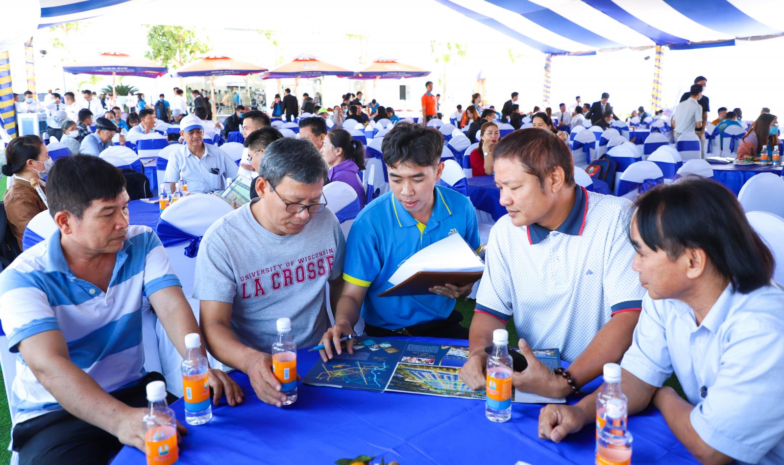 Một số nhà đầu tư đi trước đã thu lợi nhuận lớn khi giá nhà đất Long Thành liên tục tăng cao